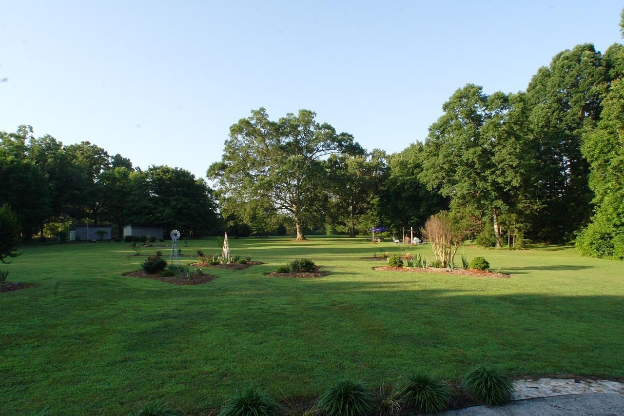 Seven Oaks Bed & Breakfast Highpoint Exterior foto